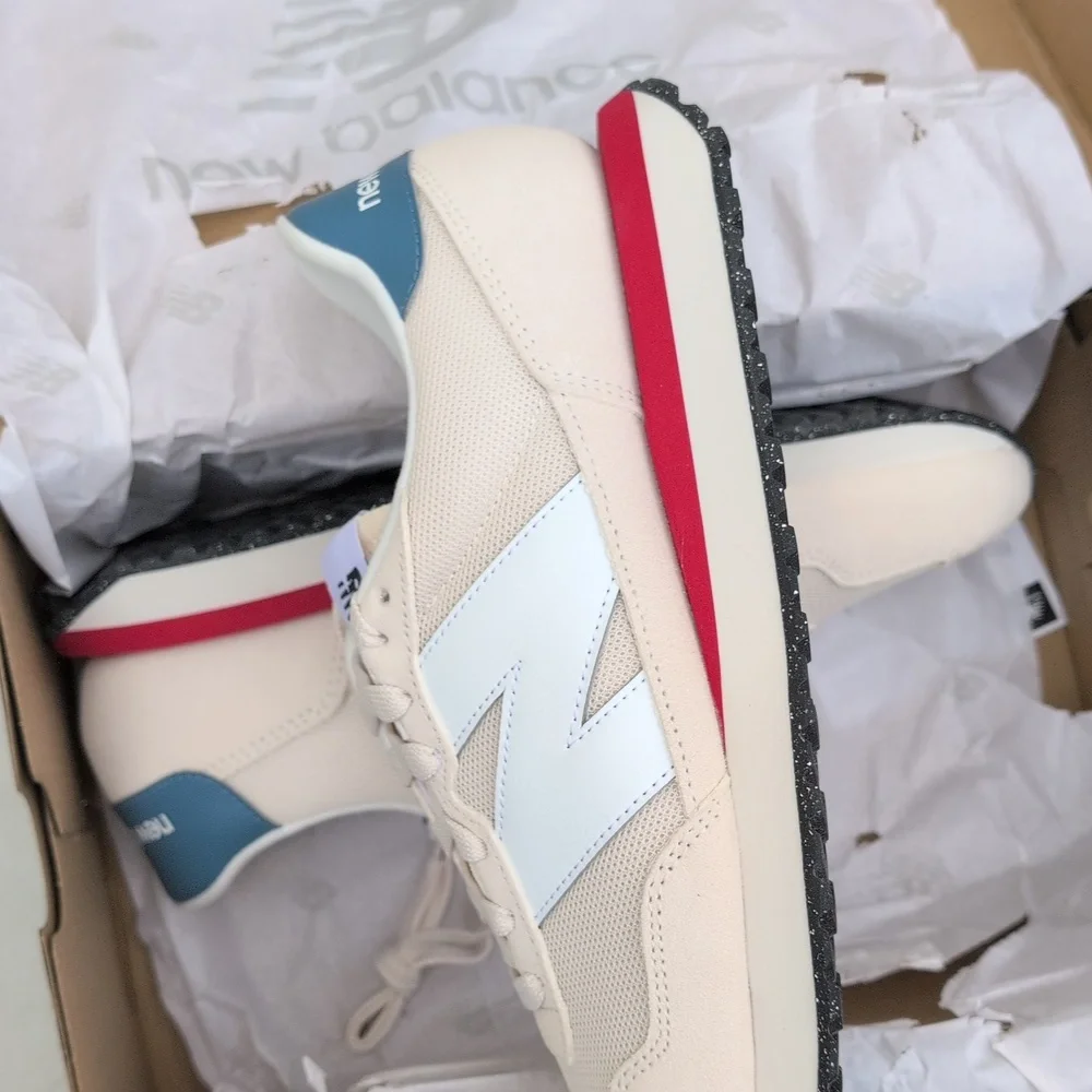 New Balance 237 - Beige White Linen - Men Size 10.5 ( MS237VJ ) - Picture 6 of 8